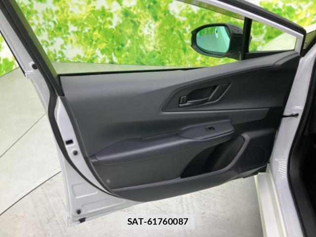 Toyota PRIUS 2023-06 8878180-5