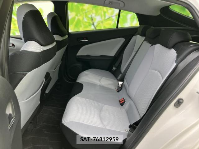 Toyota PRIUS 2017-03 8878244-7