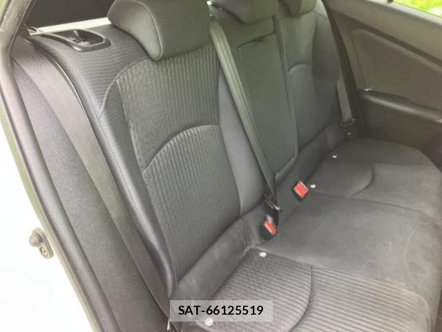 Toyota PRIUS 2016-08 8878258-4