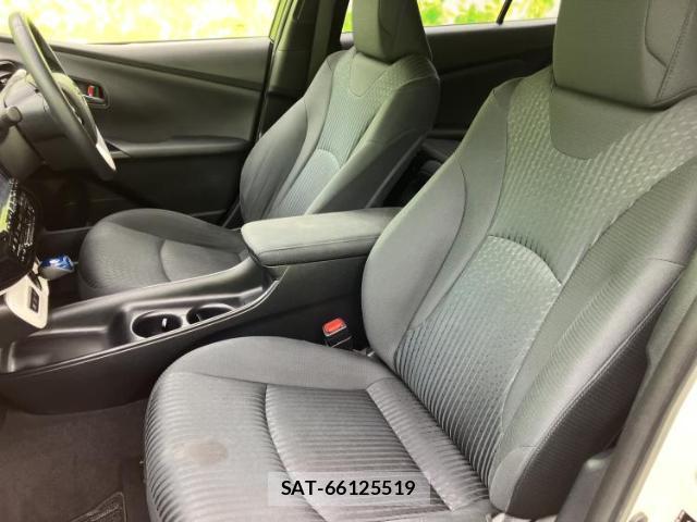 Toyota PRIUS 2016-08 8878258-5