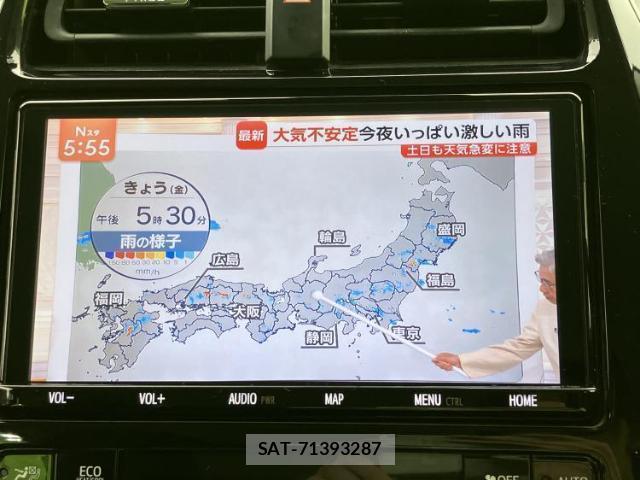 Toyota PRIUS 2019-10 8878278-11