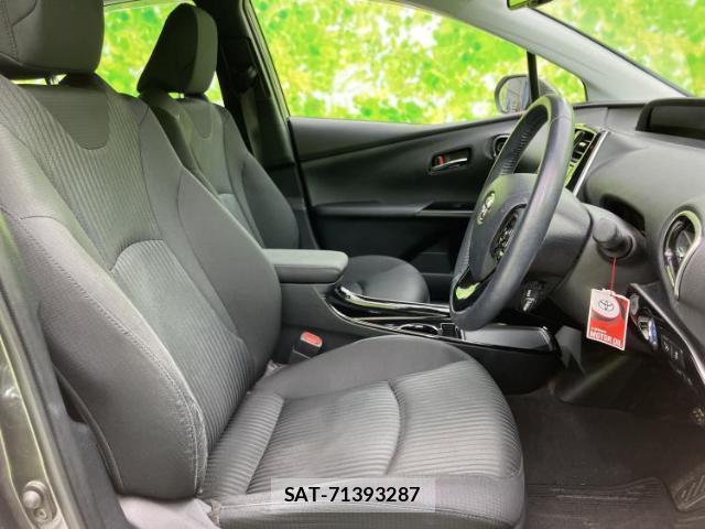 Toyota PRIUS 2019-10 8878278-3