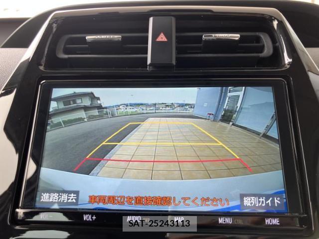 Toyota PRIUS 2019-06 8878295-11