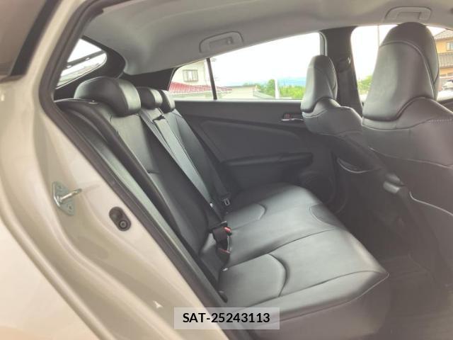 Toyota PRIUS 2019-06 8878295-4