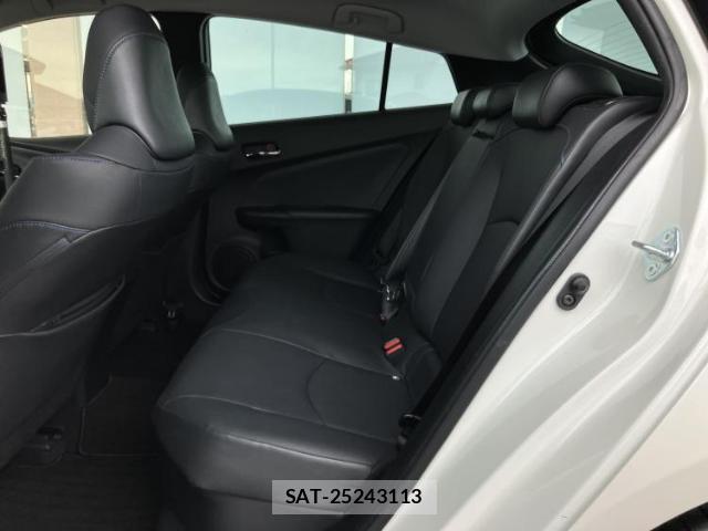 Toyota PRIUS 2019-06 8878295-6