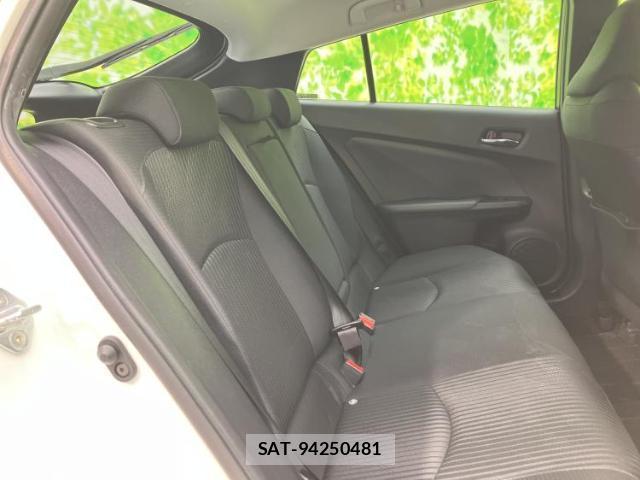 Toyota PRIUS 2019-05 8878300-4