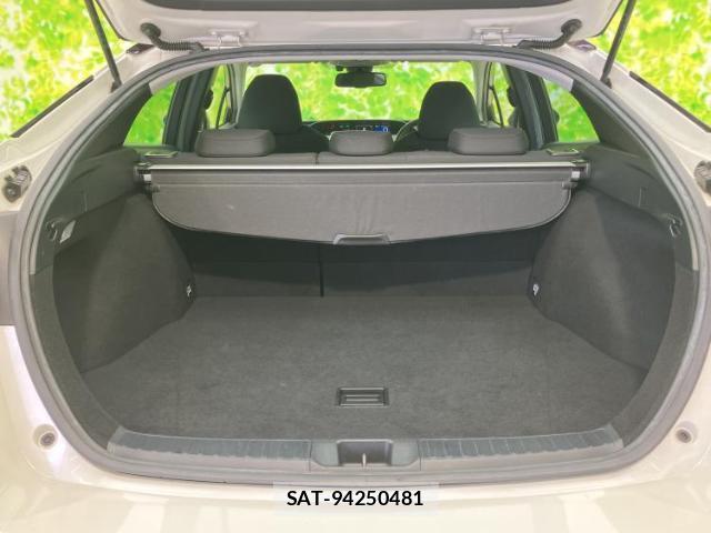 Toyota PRIUS 2019-05 8878300-7