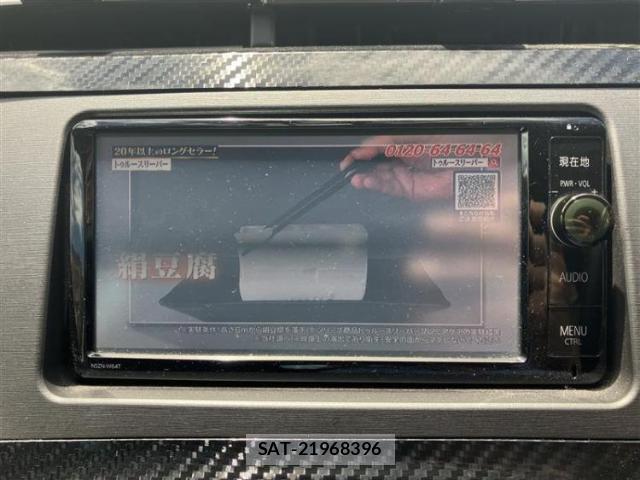 Toyota PRIUS 2014-12 8878313-10