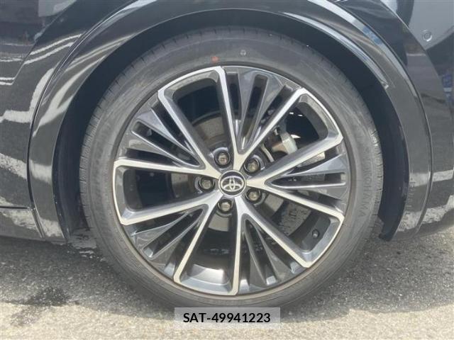Toyota PRIUS 2023-07 8878389-17