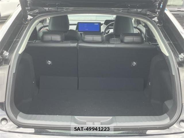 Toyota PRIUS 2023-07 8878389-6