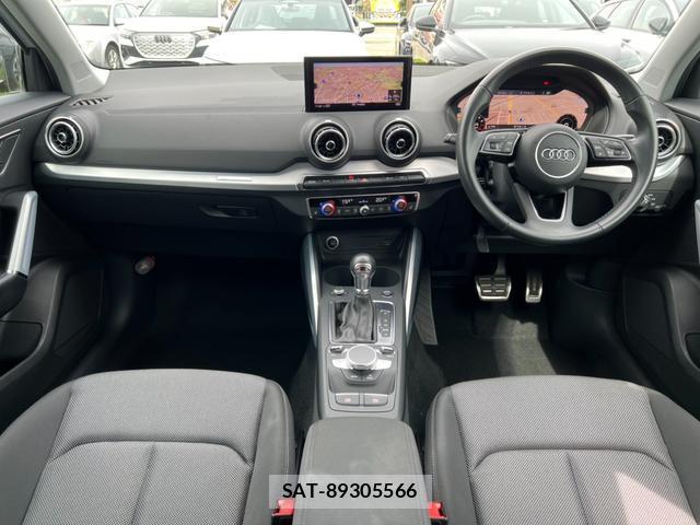 Audi Q2 2018-01 8877552-10