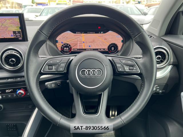 Audi Q2 2018-01 8877552-11