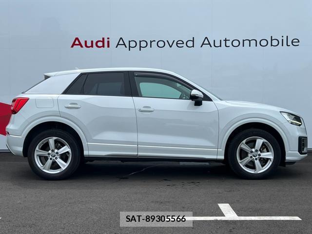Audi Q2 2018-01 8877552-15