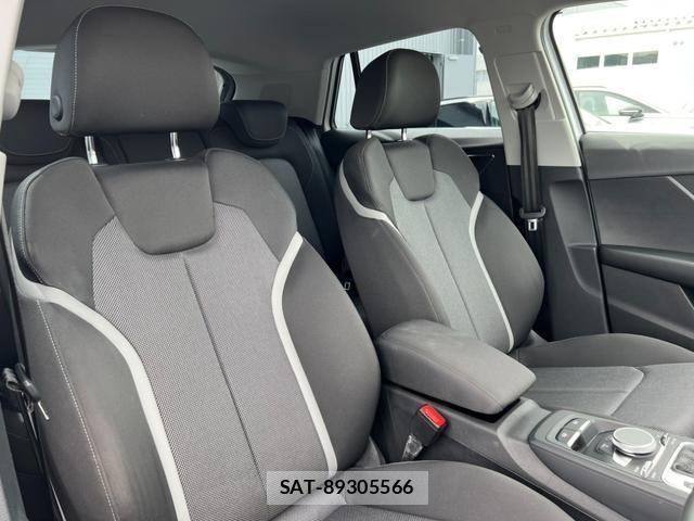 Audi Q2 2018-01 8877552-3