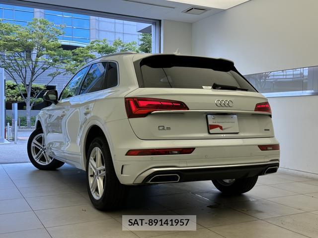 Audi Q5 2024-06 8877550-2
