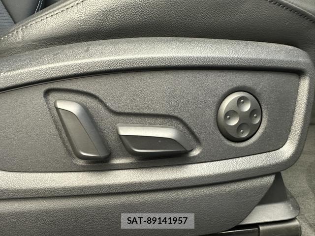 Audi Q5 2024-06 8877550-8