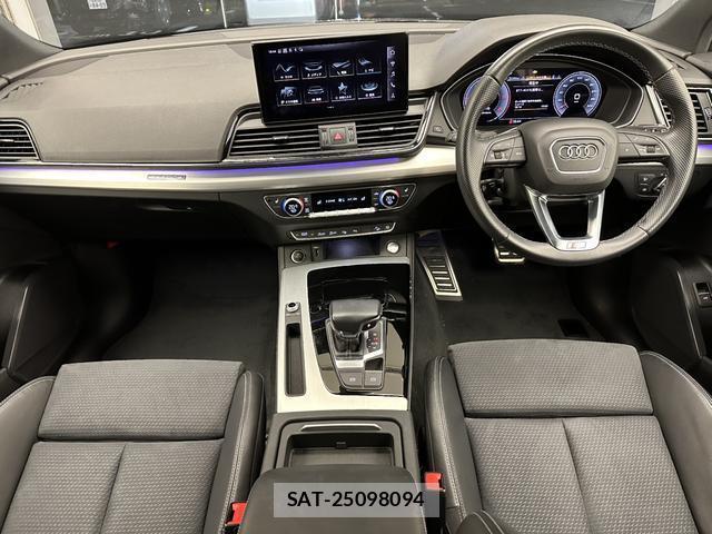Audi Q5 2022-08 8877551-10