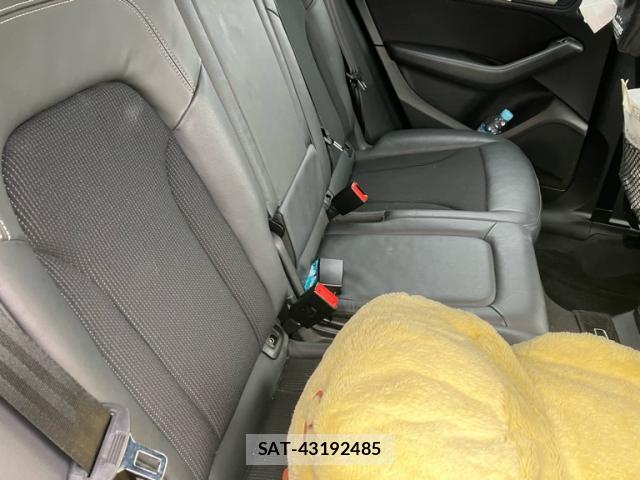Audi Q5 2016-01 8877882-8