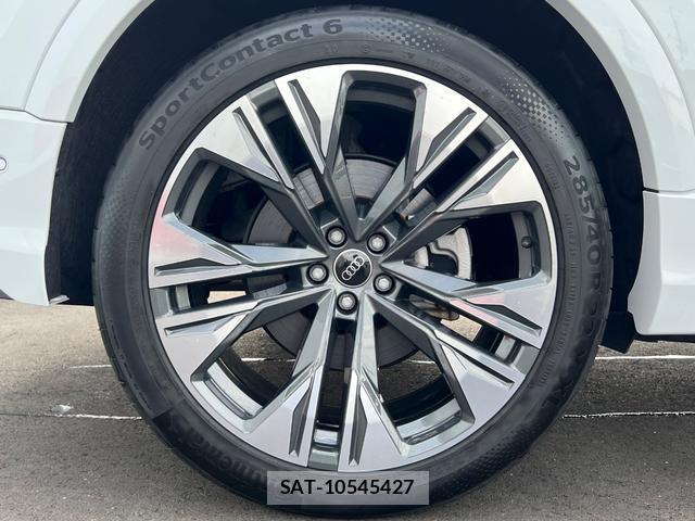 Audi Q8 2025-08 8877553-17