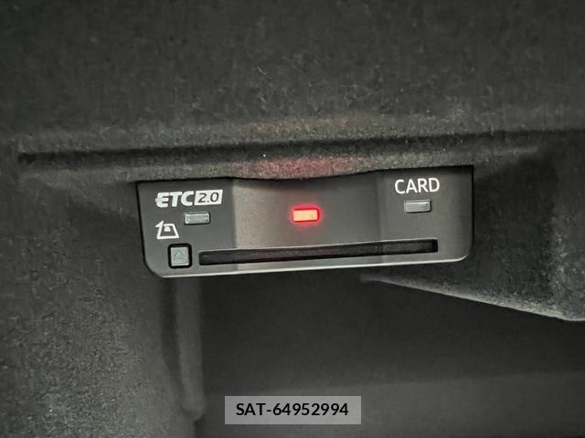 Audi Q8 2026-06 8877556-14