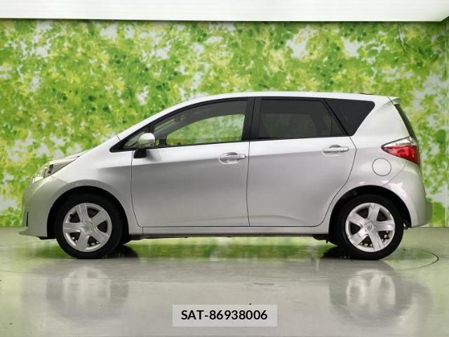 Toyota RACTIS 2013-09 8877050-1