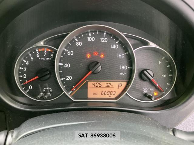 Toyota RACTIS 2013-09 8877050-9