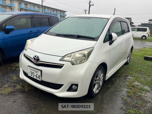 Toyota RACTIS 2011-09 8877309-1