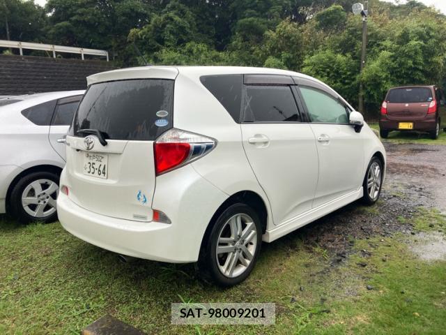 Toyota RACTIS 2011-09 8877309-10