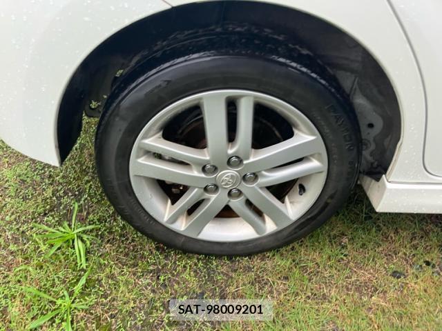 Toyota RACTIS 2011-09 8877309-11