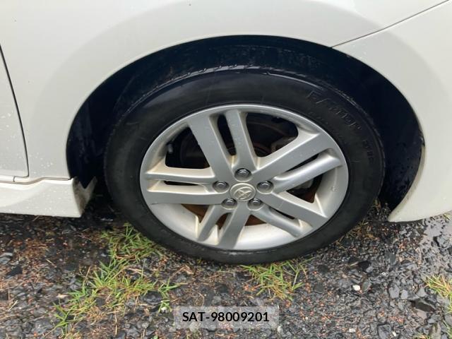 Toyota RACTIS 2011-09 8877309-2
