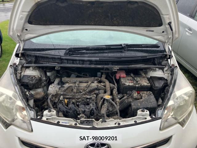 Toyota RACTIS 2011-09 8877309-8
