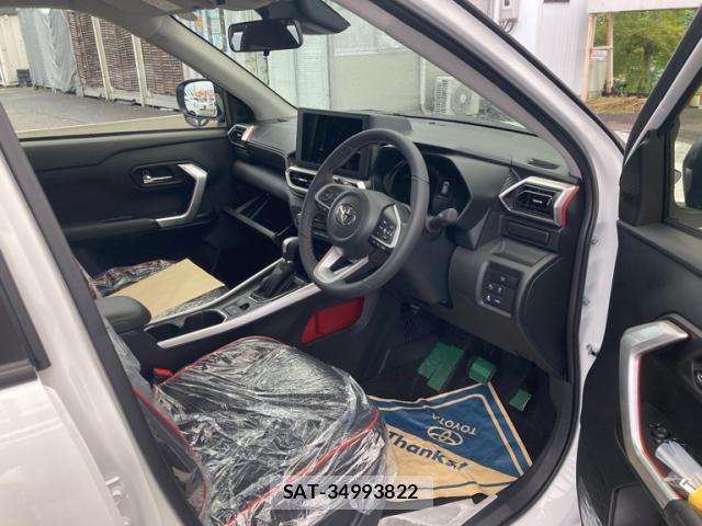 Toyota RAIZE 2026-09 8876417-3