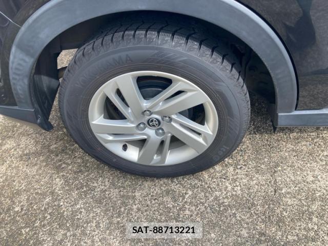 Toyota RAIZE 2021-10 8877833-4