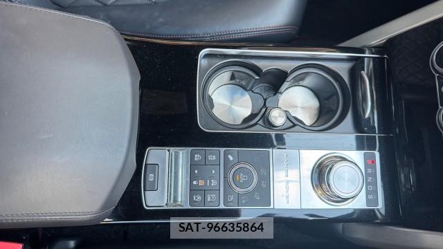 Land Rover RANGE ROVER 2017-03 8877166-14