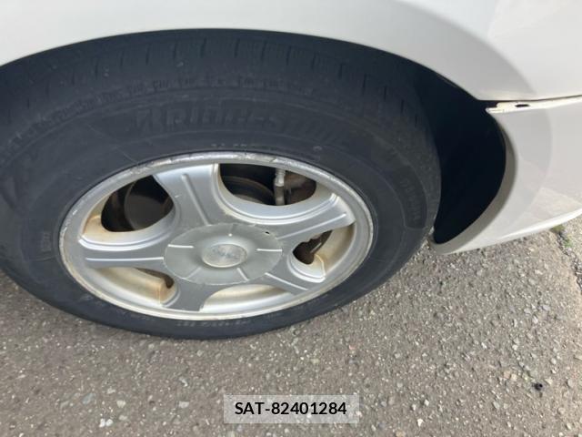 Toyota RAUM 2006-01 8876429-8
