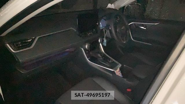 Toyota RAV4 2024-12 8876002-15