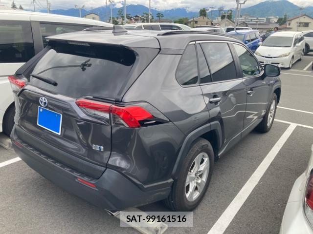 Toyota RAV4 2020-02 8876076-13