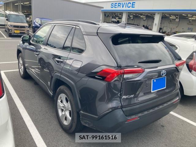 Toyota RAV4 2020-02 8876076-2