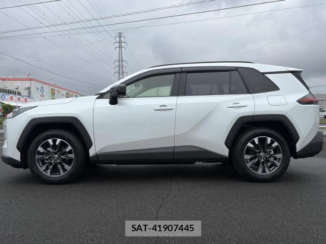 Toyota RAV4 2026-04 8876107-1