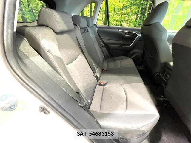 Toyota RAV4 2021-08 8877216-8