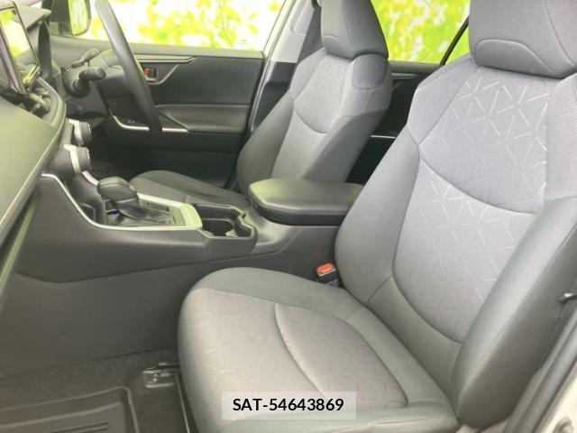 Toyota RAV4 2019-08 8877335-5