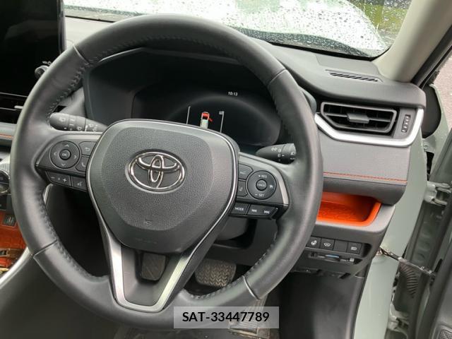 Toyota RAV4 2023-01 8877626-17