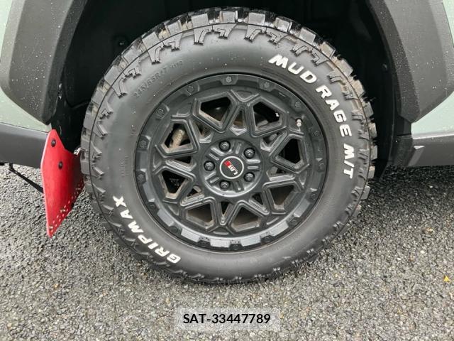 Toyota RAV4 2023-01 8877626-6