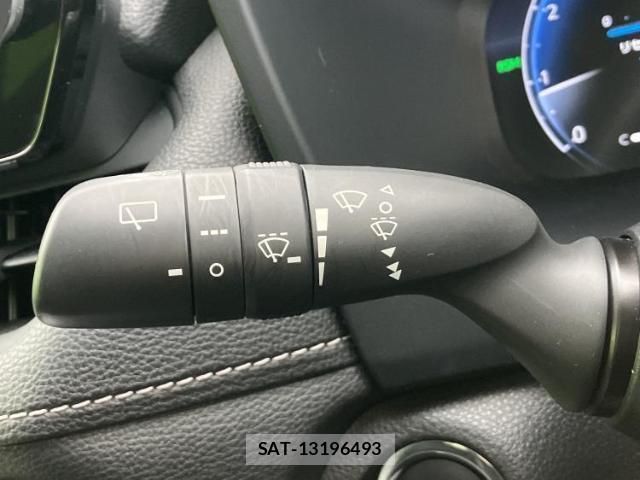 Toyota RAV4 2022-10 8878173-16