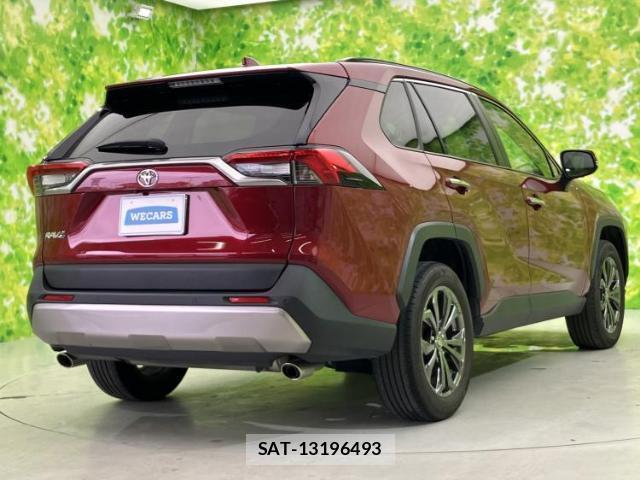 Toyota RAV4 2022-10 8878173-2