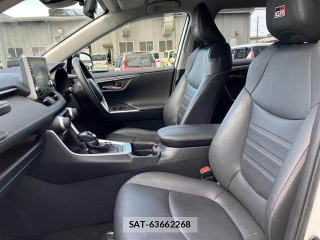 Toyota RAV4 2021-05 8878199-5