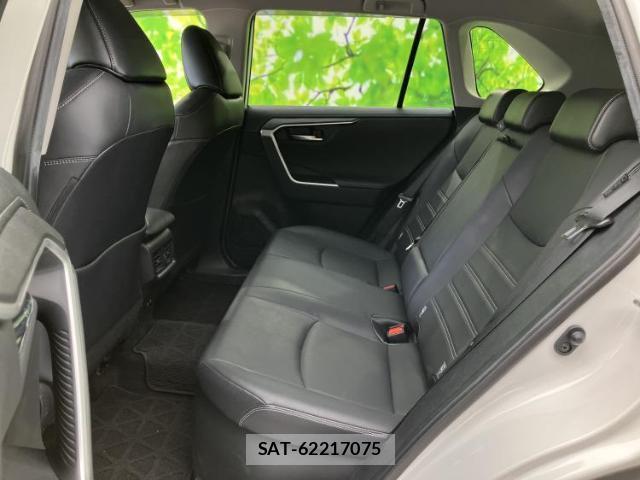 Toyota RAV4 2020-12 8878205-6