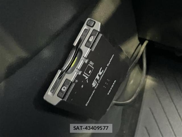 Toyota RAV4 2019-06 8878266-12
