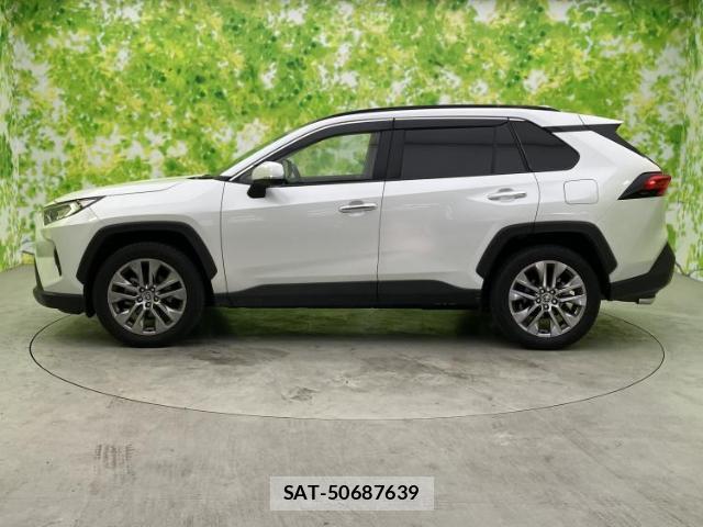 Toyota RAV4 2023-01 8878382-1