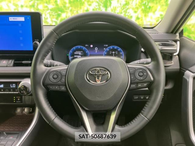 Toyota RAV4 2023-01 8878382-14